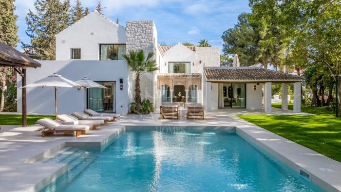 Villa zum Verkauf in Las Brisas