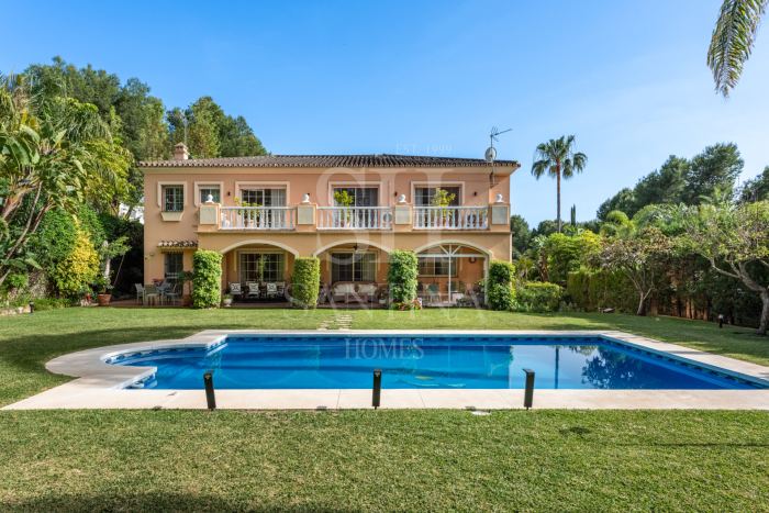 Villa en venta en Puerto Banús