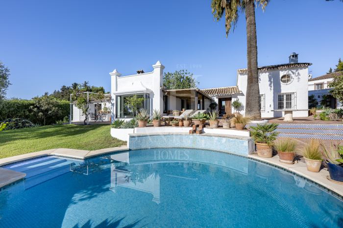 Villa en venta en Guadalmina Alta