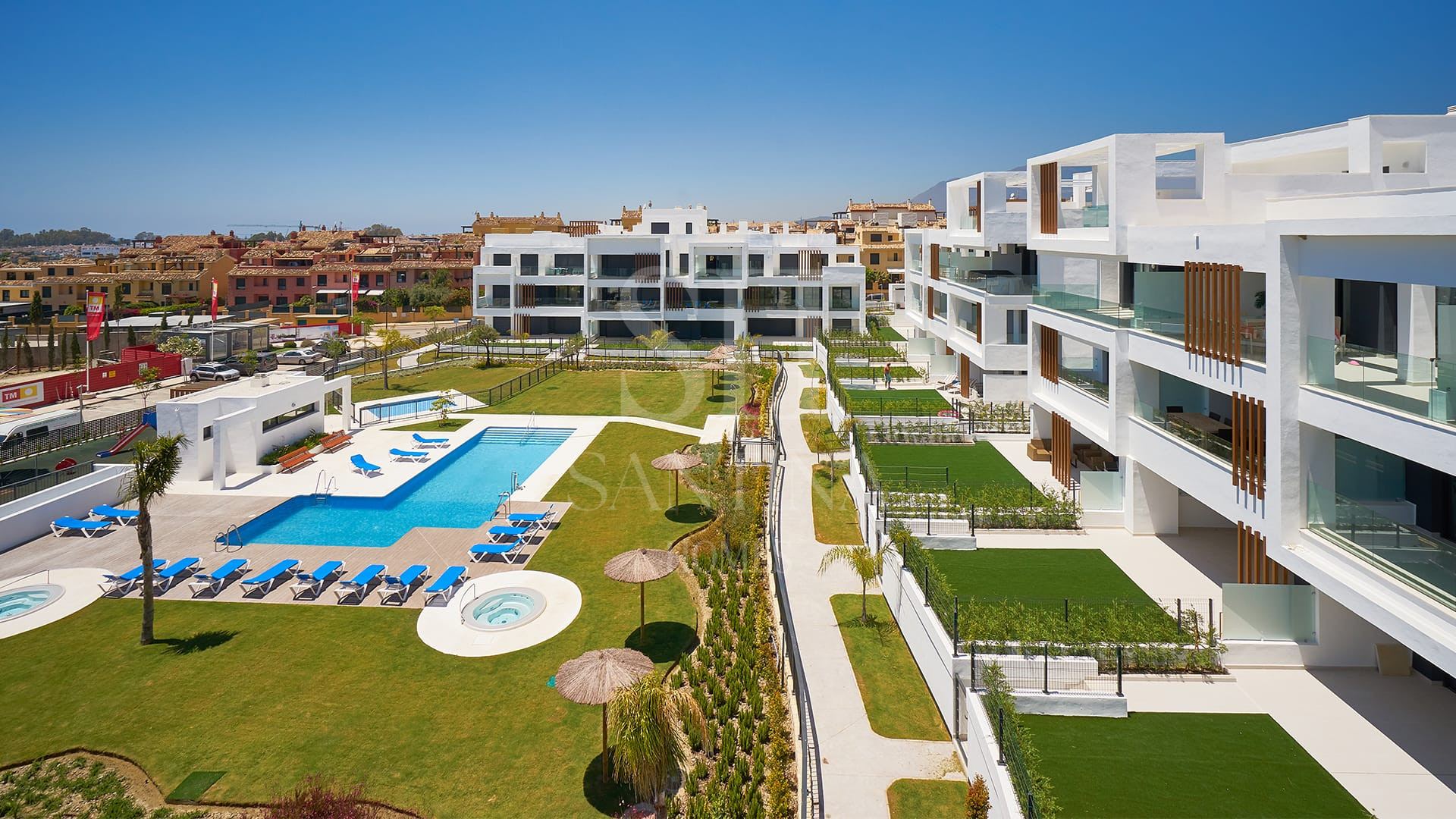 Los Miradores del Sol I, nieuwbouwproject in Estepona East, Estepona, afbeelding 1