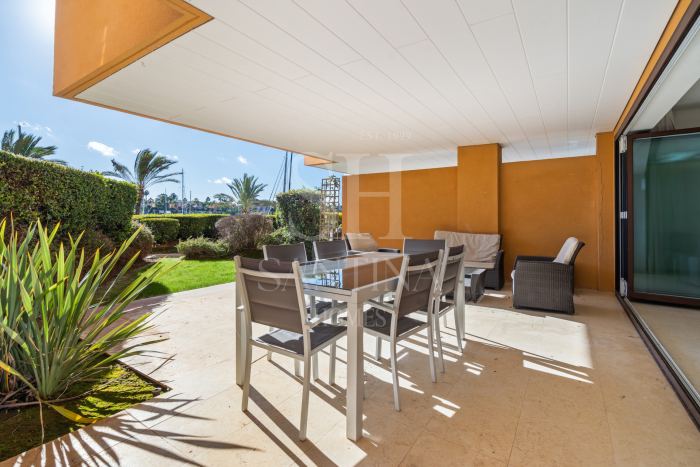 Apartament na parterze na sprzedaż w La Marina / Puerto