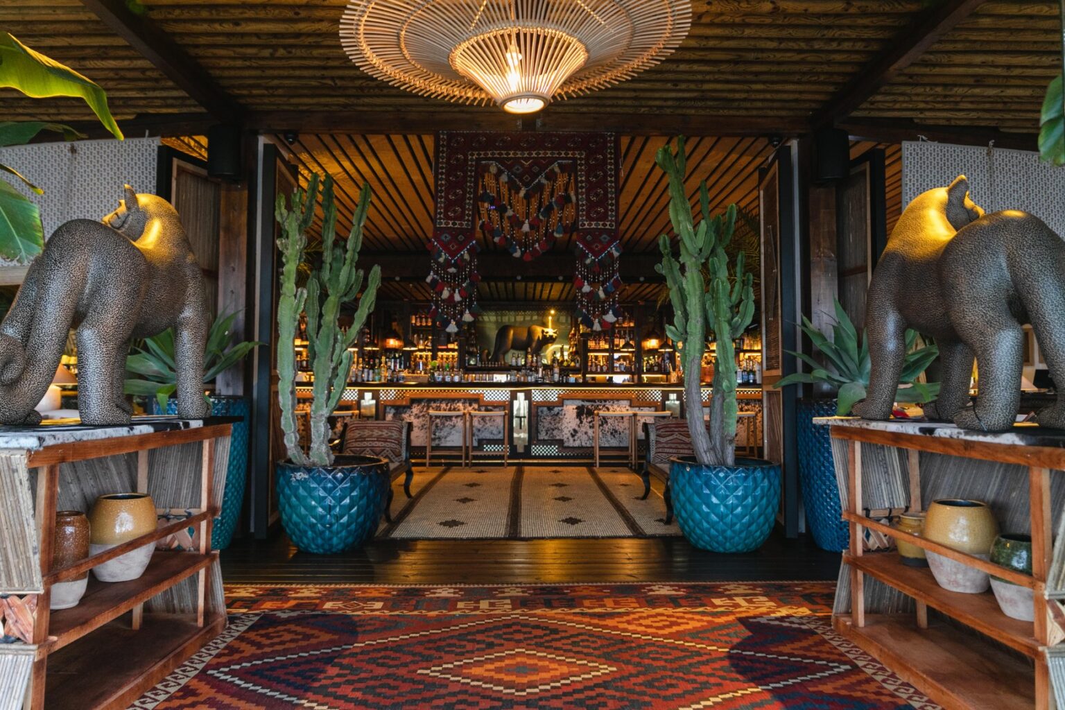 Trocadero Estepona outdoor dining and beachfront setting