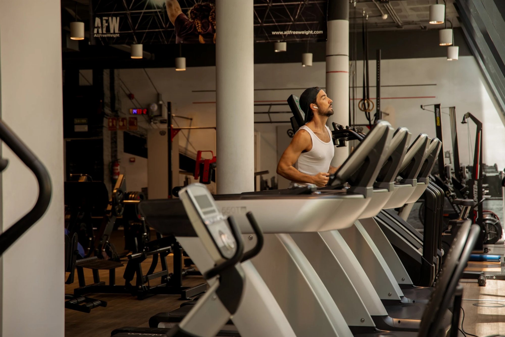 Los Reales Sports Club gym floor